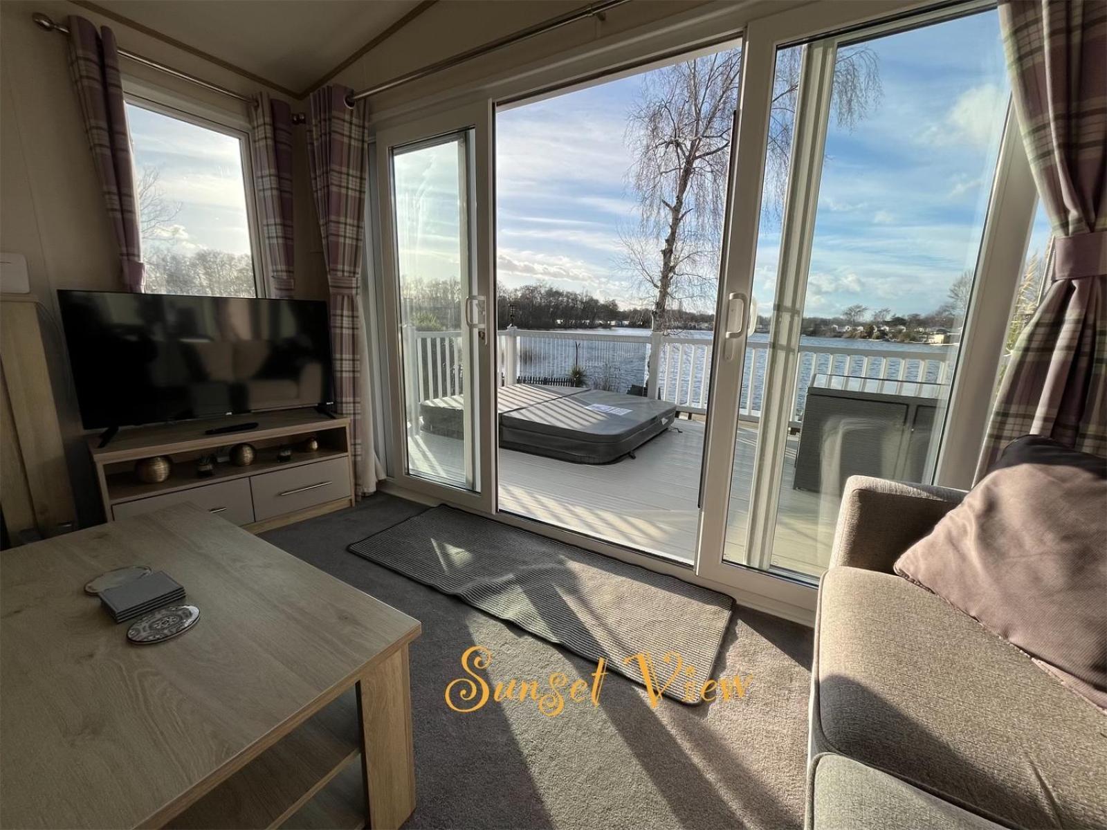 Tattershall Lakes Sunset View Caravan Lakeside, Hot Tub, Garden, Private Fishing Peg & Wifi Экстерьер фото