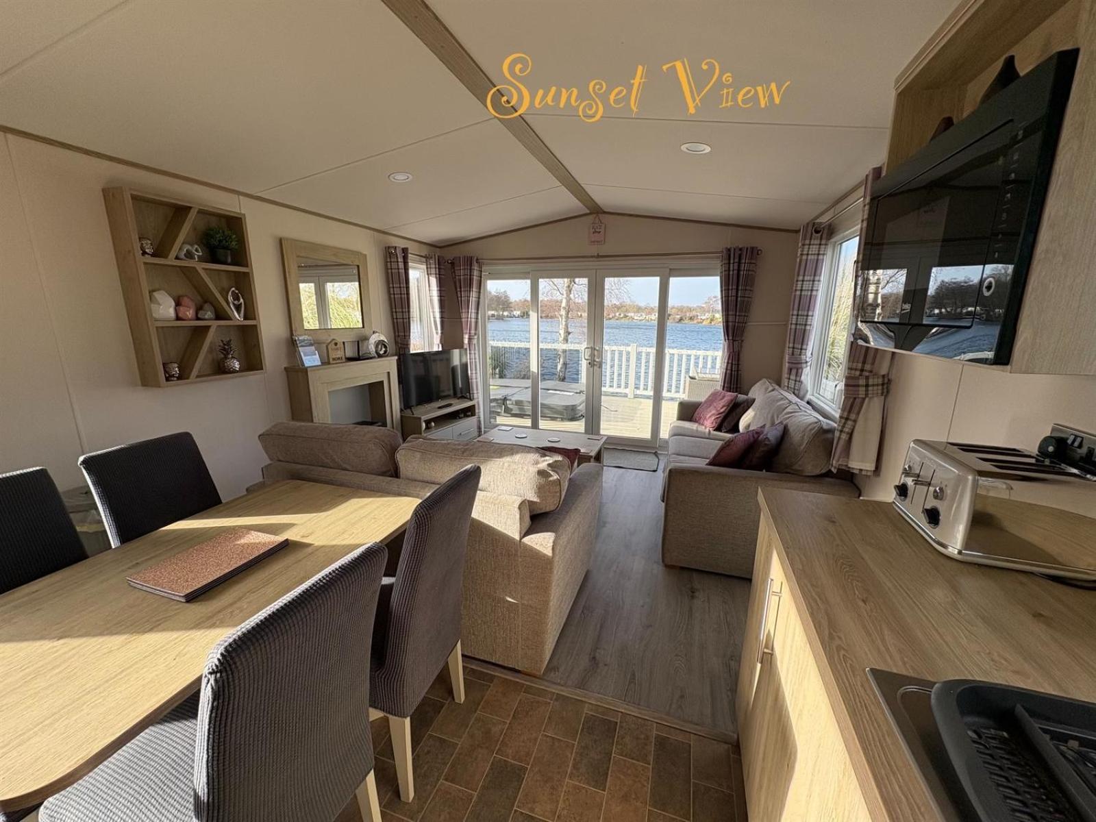 Tattershall Lakes Sunset View Caravan Lakeside, Hot Tub, Garden, Private Fishing Peg & Wifi Экстерьер фото